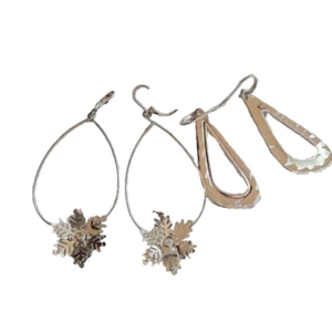 Set of two silver winter earrings